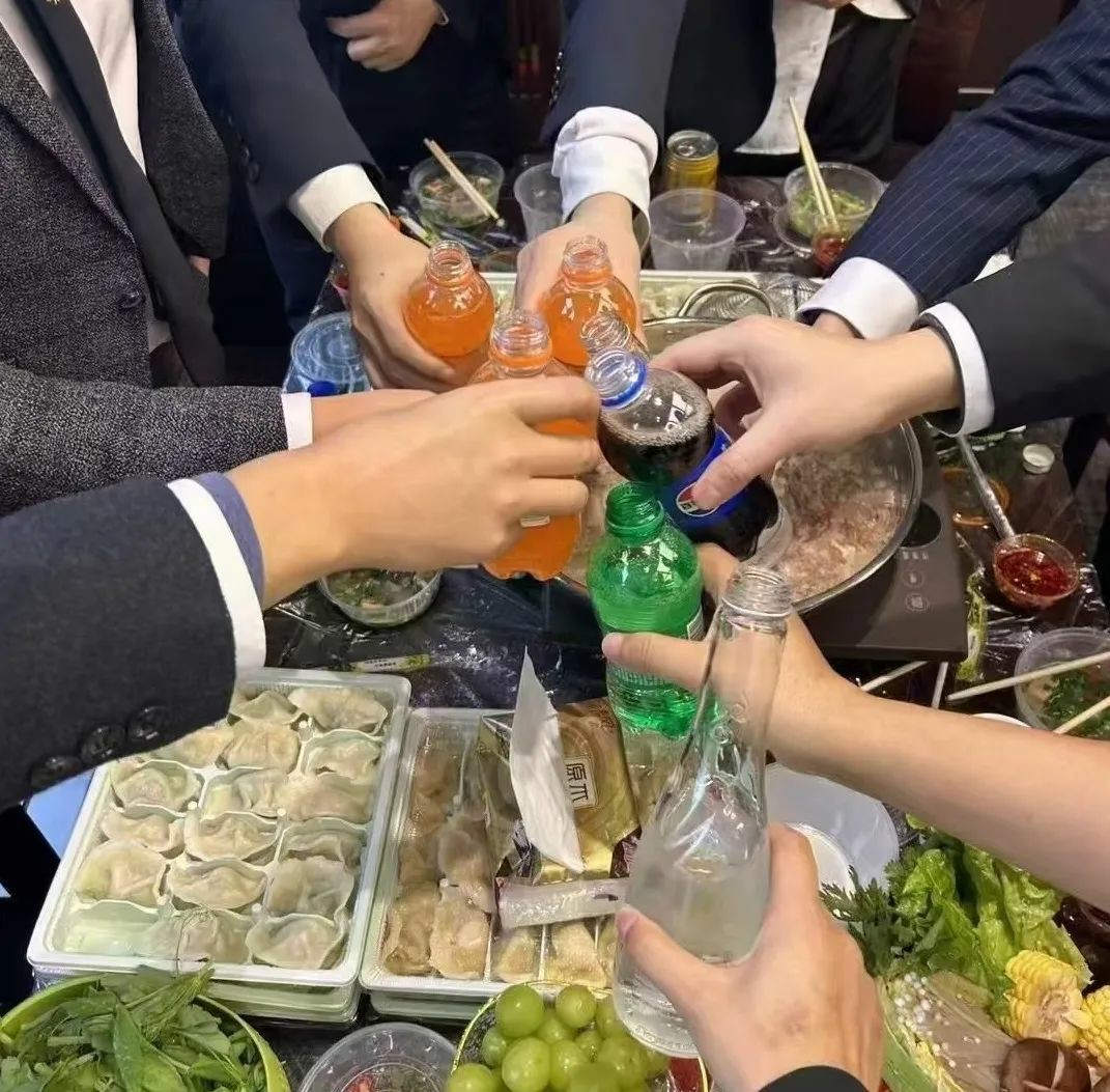 1735786415403207.jpg 26.jpg